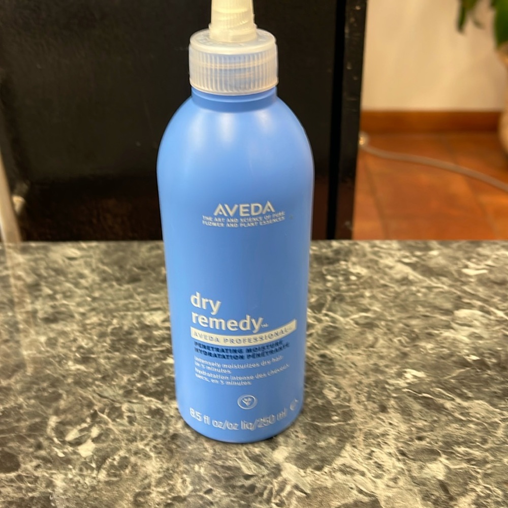 Aveda professional Dry Remedy treatment